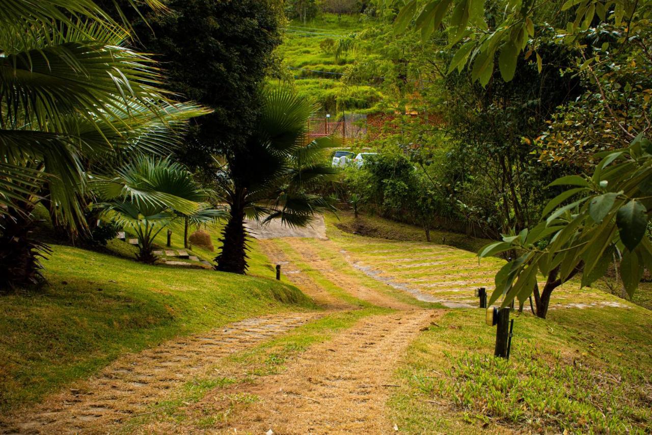 Pousada Vale Dos Jacus Guararema Exterior photo